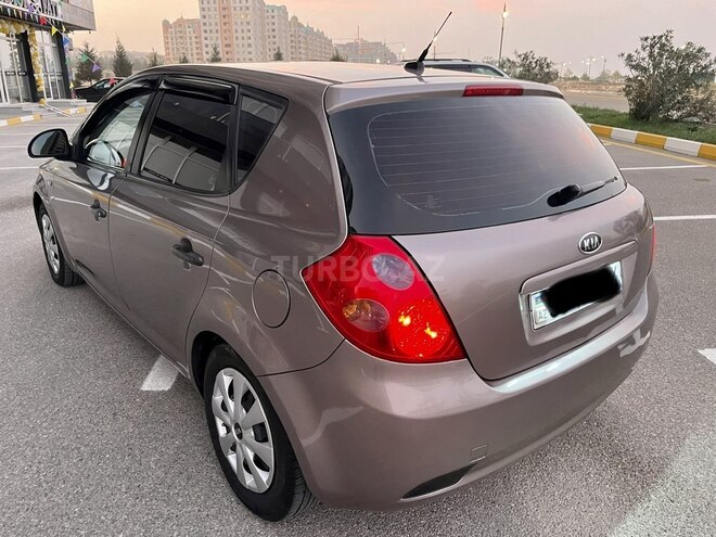 Kia Ceed 2009, 282,282 km - 1.6 л - Bakı