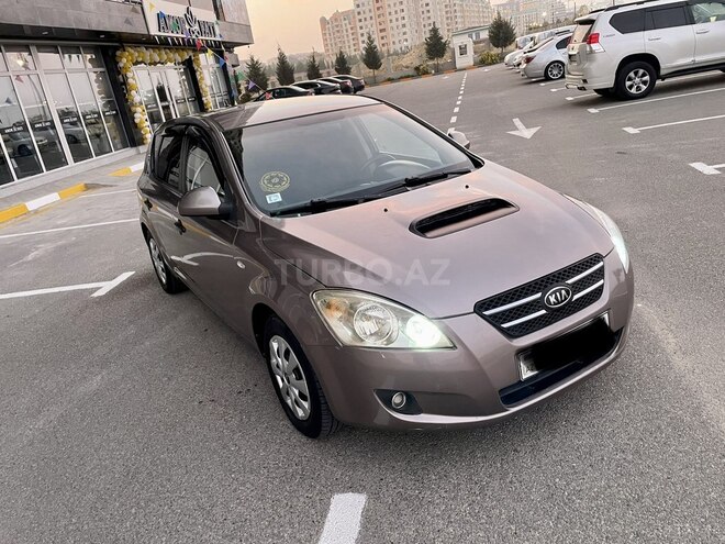 Kia Ceed 2009, 282,282 km - 1.6 л - Bakı