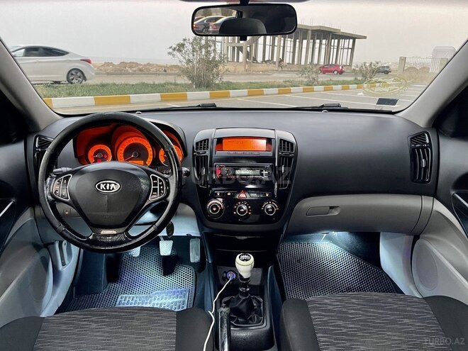 Kia Ceed 2009, 282,282 km - 1.6 л - Bakı