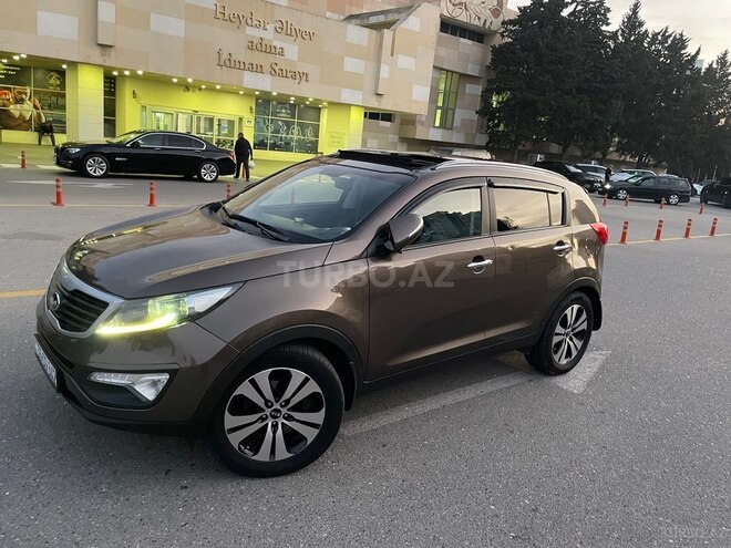 Kia Sportage 2011, 215,000 km - 2.0 l - Bakı