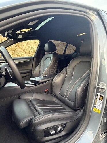BMW 530 2019, 94,000 km - 2.0 л - Bakı