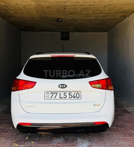 Kia Ceed SW-3