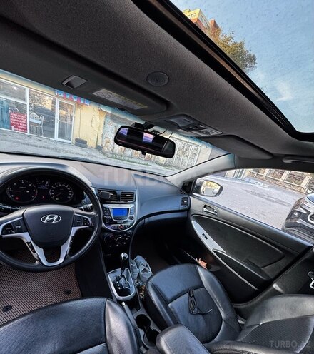 Hyundai Accent 2011, 276,000 km - 1.6 l - Bakı