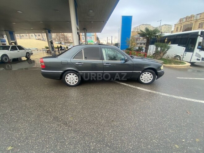 Mercedes C 220 1995, 432,000 km - 2.2 л - Bakı