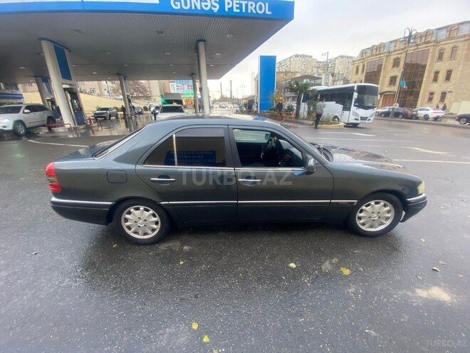 Mercedes C 220 1995, 432,000 km - 2.2 л - Bakı