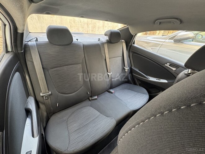 Hyundai Accent 2015, 160,000 km - 1.6 l - Bakı
