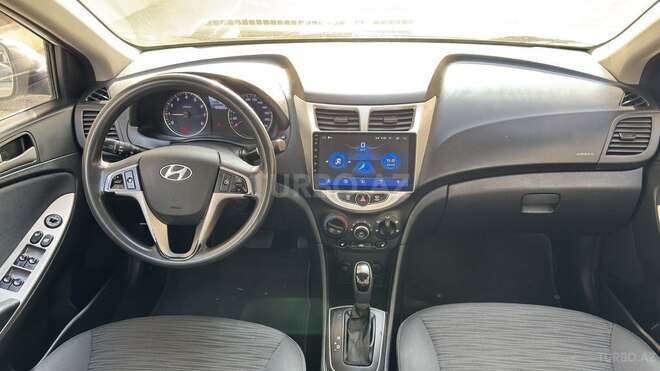 Hyundai Accent 2015, 160,000 km - 1.6 l - Bakı