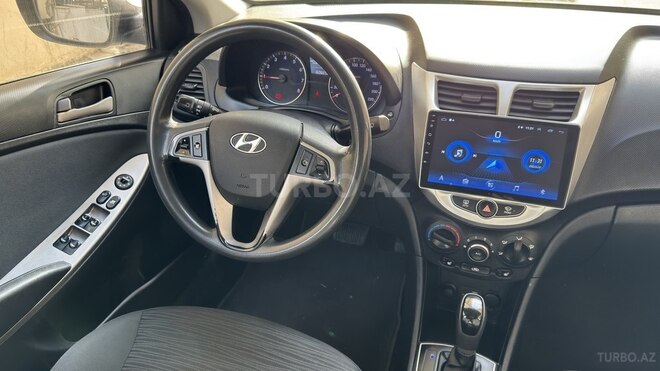 Hyundai Accent 2015, 160,000 km - 1.6 l - Bakı