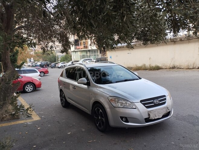 Kia  2008, 365,800 km - 1.6 l - Bakı