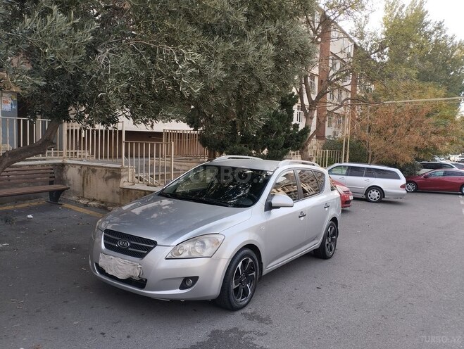 Kia  2008, 365,800 km - 1.6 l - Bakı