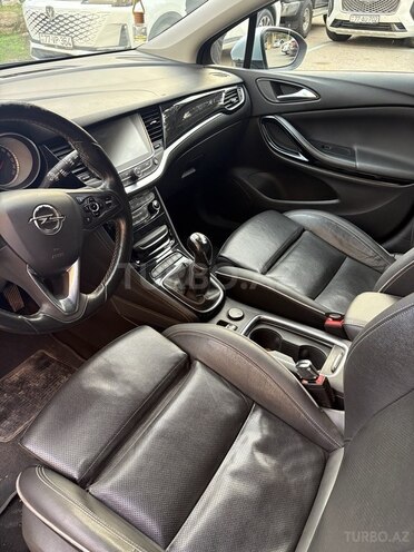 Opel Astra 2016, 181,000 km - 1.6 л - Bakı