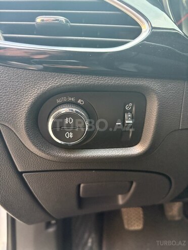 Opel Astra 2016, 181,000 km - 1.6 л - Bakı