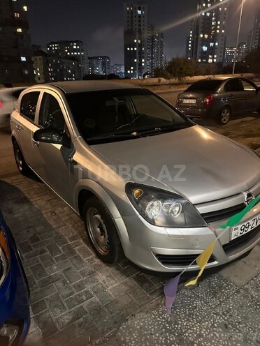 Opel Astra 2004, 400,000 km - 1.4 l - Bakı