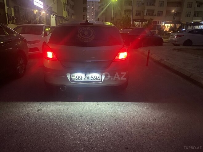 Opel Astra 2004, 400,000 km - 1.4 l - Bakı