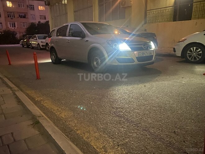 Opel Astra 2004, 400,000 km - 1.4 l - Bakı