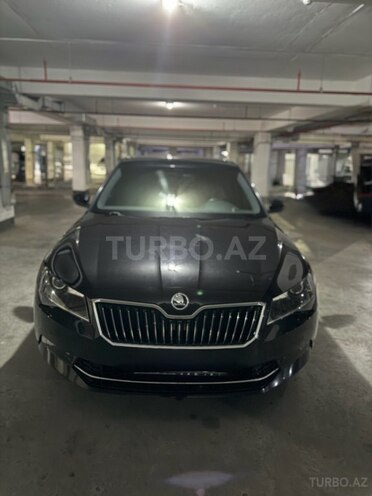 Skoda Superb-6