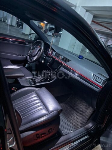 Skoda Superb-11