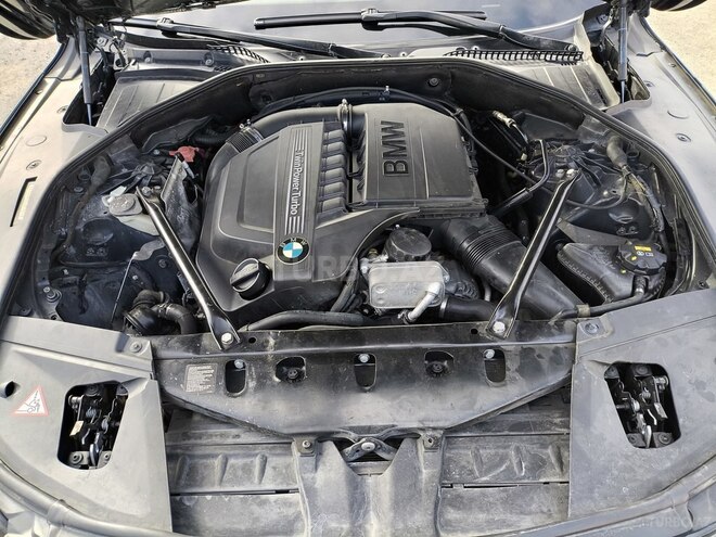 BMW 740 2014, 287,000 km - 3.0 л - Bakı
