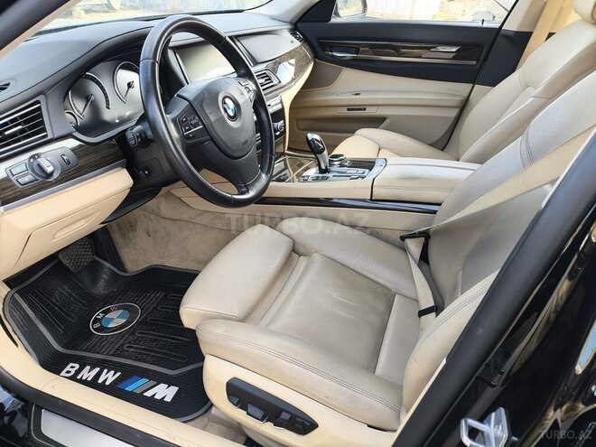 BMW 740 2014, 287,000 km - 3.0 л - Bakı