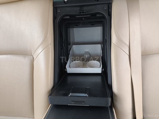 BMW 740 2014, 287,000 km - 3.0 л - Bakı