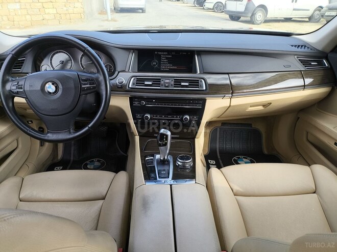 BMW 740 2014, 287,000 km - 3.0 л - Bakı
