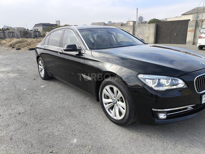 BMW 740 2014, 287,000 km - 3.0 л - Bakı
