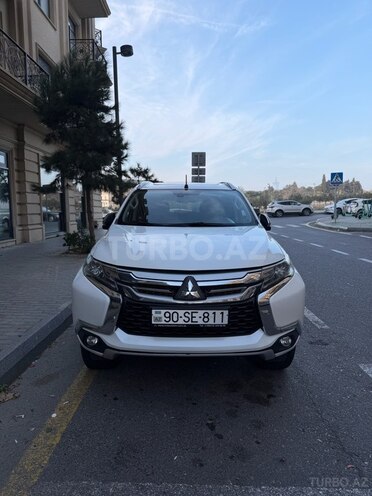 Mitsubishi Pajero Sport 2018, 164,000 km - 3.0 l - Bakı