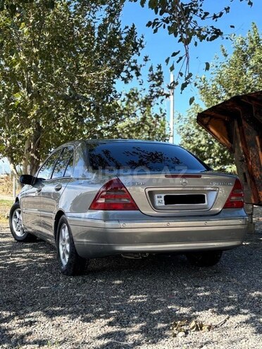 Mercedes C 200 2003, 290,000 km - 2.0 l - Goranboy