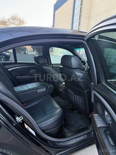 BMW 745 2002, 300,000 km - 4.4 l - Bakı