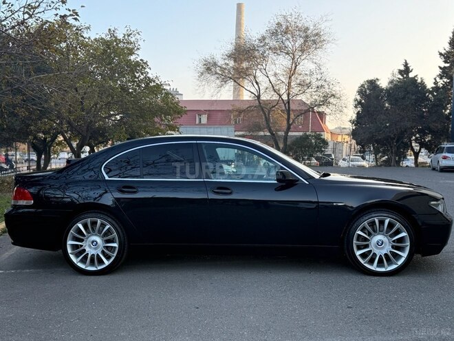 BMW 745 2002, 300,000 km - 4.4 l - Bakı