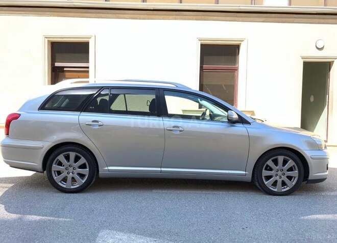 Toyota Avensis 2006, 337,000 km - 2.0 л - Bakı