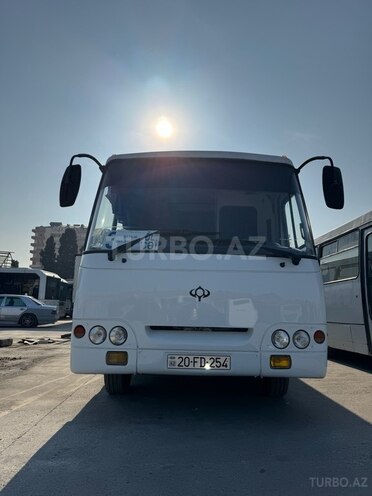 Isuzu Bogdan 2008, 400,000 km - 4.6 l - Gəncə