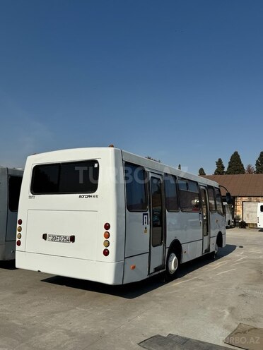 Isuzu Bogdan 2008, 400,000 km - 4.6 l - Gəncə