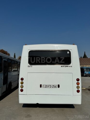 Isuzu Bogdan 2008, 400,000 km - 4.6 l - Gəncə