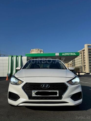 Hyundai Accent 2018, 120,701 km - 1.6 l - Bakı