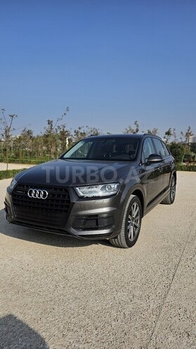Audi Q7-2