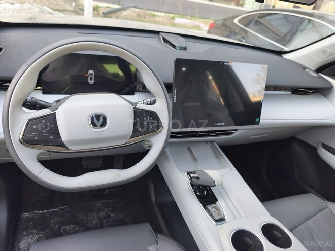 Changan  2025, 30 km - 1.5 л - Bakı