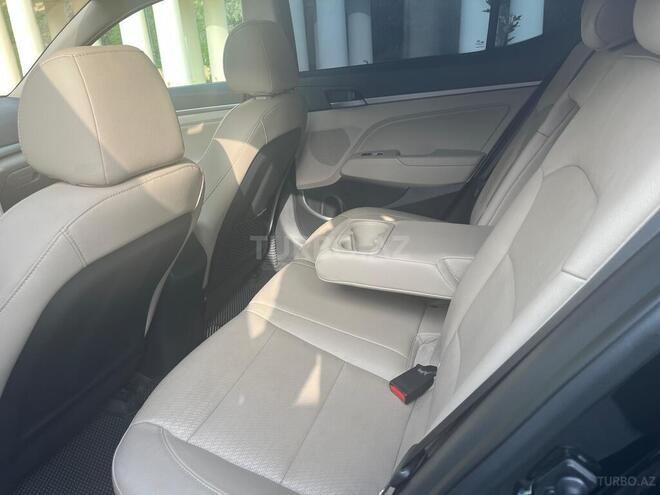 Hyundai Elantra 2017, 58,850 km - 2.0 l - Bakı