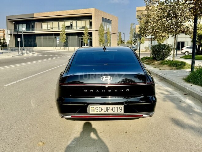 Hyundai Grandeur-8