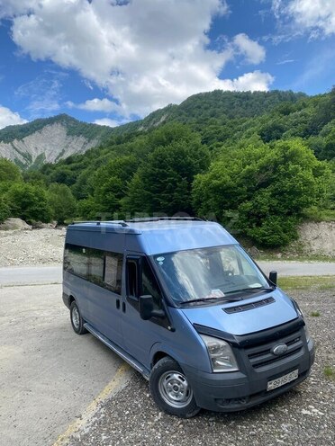 Ford Transit 2008, 500,000 km - 2.4 л - Quba