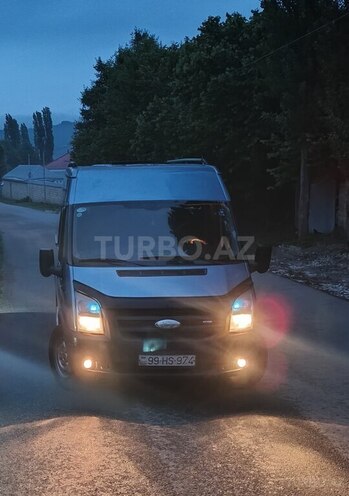 Ford Transit 2008, 500,000 km - 2.4 л - Quba