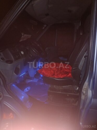 Ford Transit 2008, 500,000 km - 2.4 л - Quba