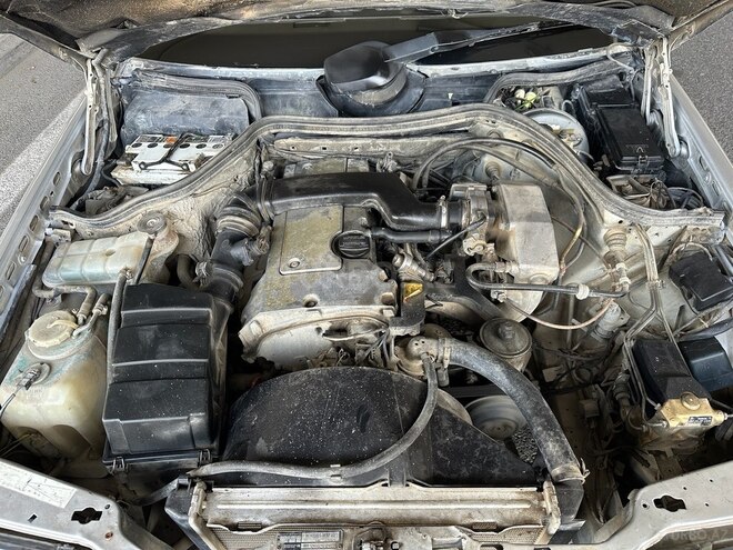 Mercedes 220 E 1993, 350,000 km - 2.2 l - Bakı