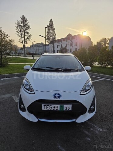 Toyota Aqua 2019, 61,000 km - 1.5 л - Gəncə