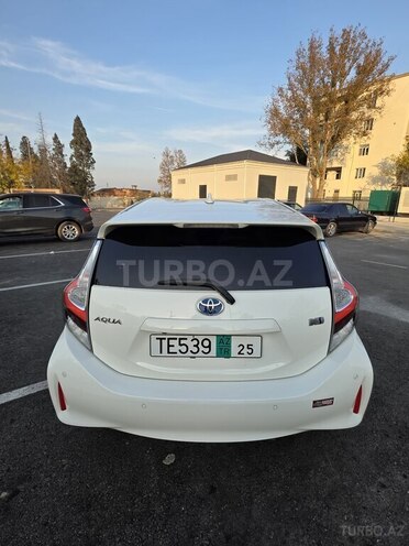 Toyota Aqua 2019, 61,000 km - 1.5 л - Gəncə