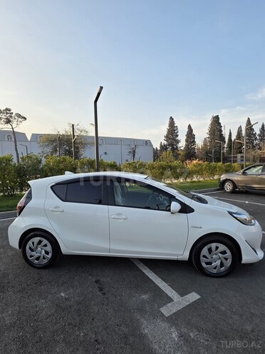 Toyota Aqua 2019, 61,000 km - 1.5 л - Gəncə