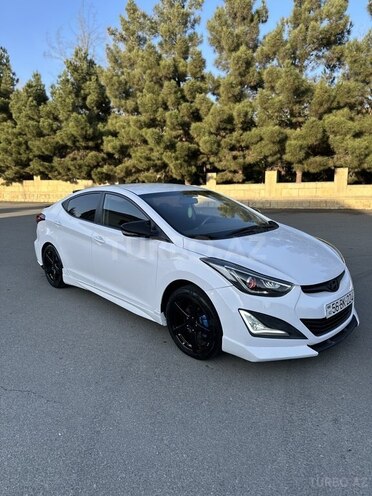 Hyundai Elantra 2015, 210,000 km - 1.6 l - Bakı