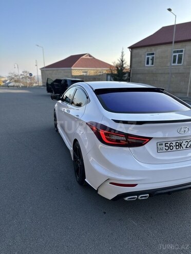 Hyundai Elantra 2015, 210,000 km - 1.6 l - Bakı