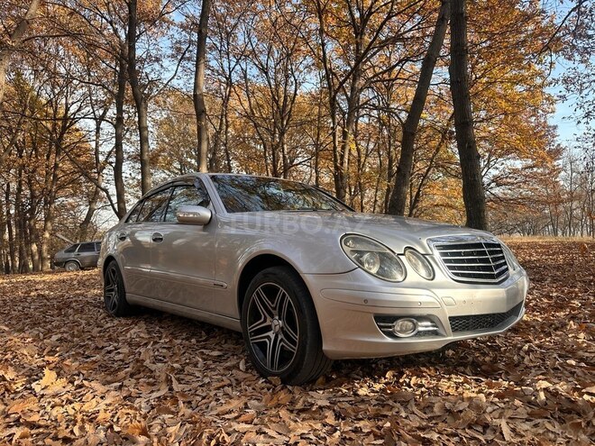 Mercedes E 220 2004, 454,694 km - 2.2 l - Qazax