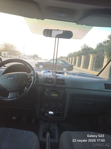 Ford Tourneo Connect 2008, 390,000 km - 1.8 л - Bakı